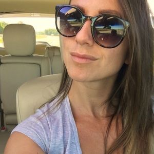 Meet your Posher, Vicki